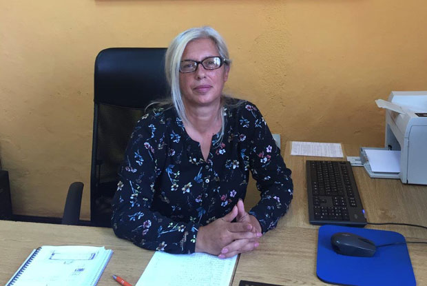 МУКЕ УЧЕНИКА У “ДОЊОЈ ТРНАВИ”: Струја само из агрегата, деци фале и компјутери